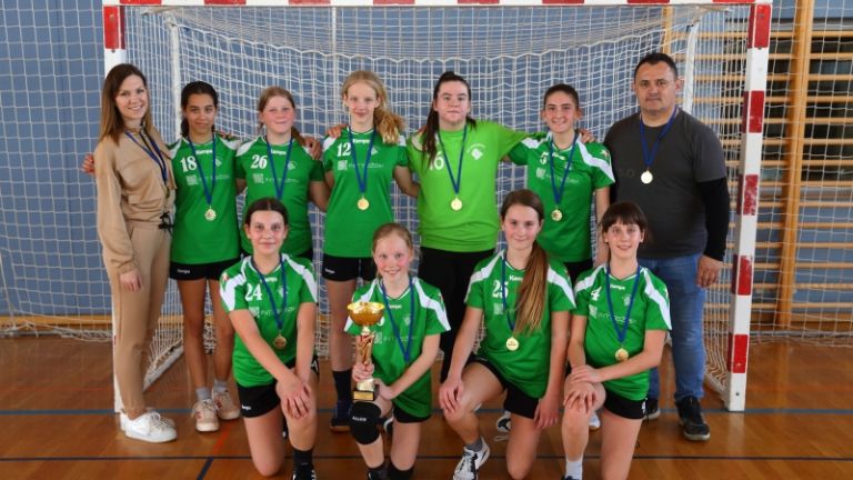 1650279420_solski_sport_mt_rok_ml_učenke.jpg