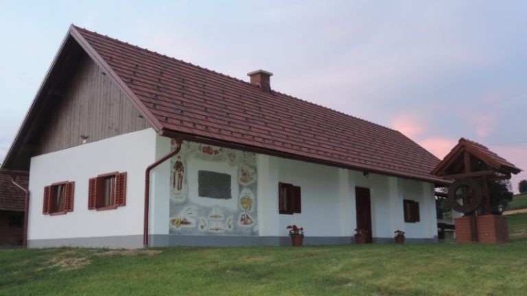 1498906453_ml-cajnkarjeva_domacija.jpg