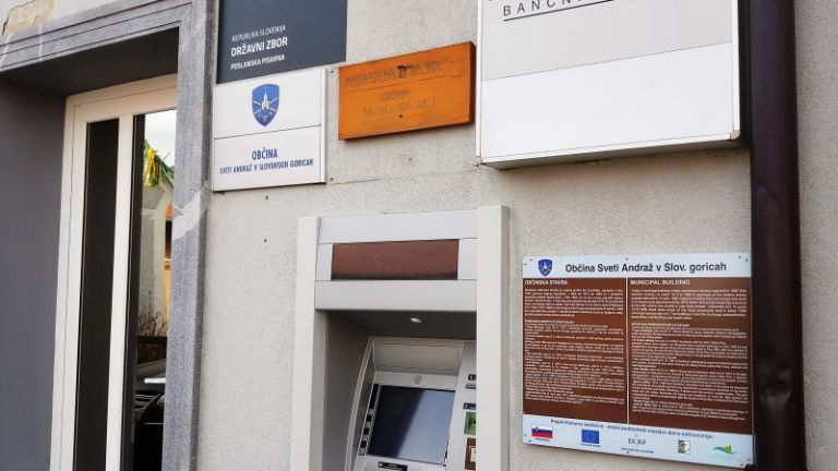 1551945222_sd-bankomat01.jpg