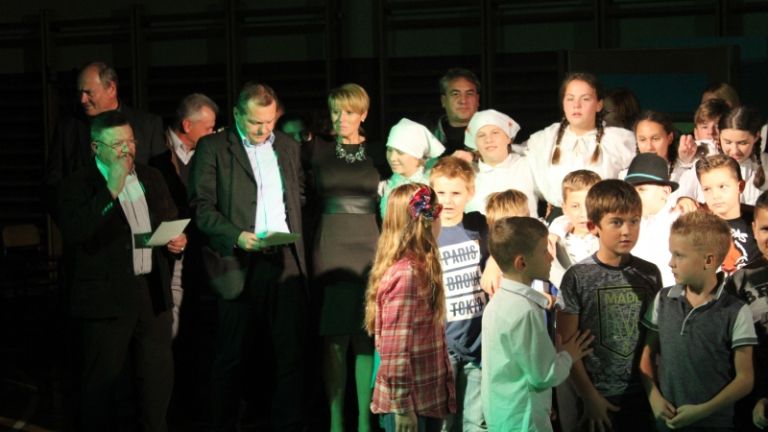 1510482629_os_proslava_os_zavrc.jpg
