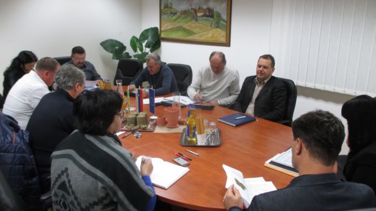 1512637604_em_seja_zavrc.jpg