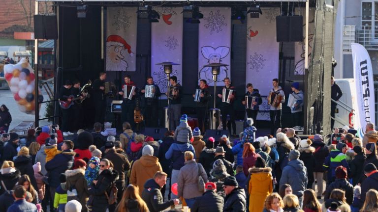 1578318882_cg_otrosko_silvestrovanje_1.jpg