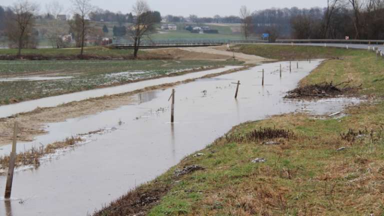 1675346517_mz_kolesarka_poplave_2.jpg