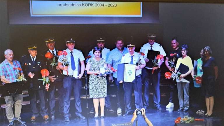 1686231694_mh-dobitniki_priznanj_miklavz.jpg