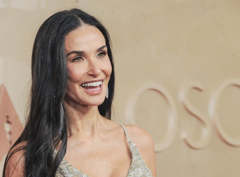 Oskarji 2025, Demi Moore