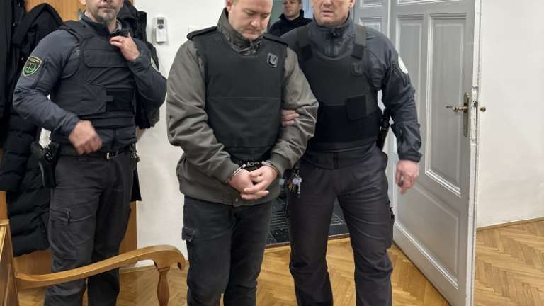 1741001896_dz-tomaz1-_trikolonska_ali_večja.jpg