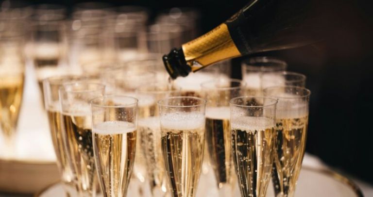 alexander-naglestad-xzKtOI1Cnxo-unsplash-710x375.jpg