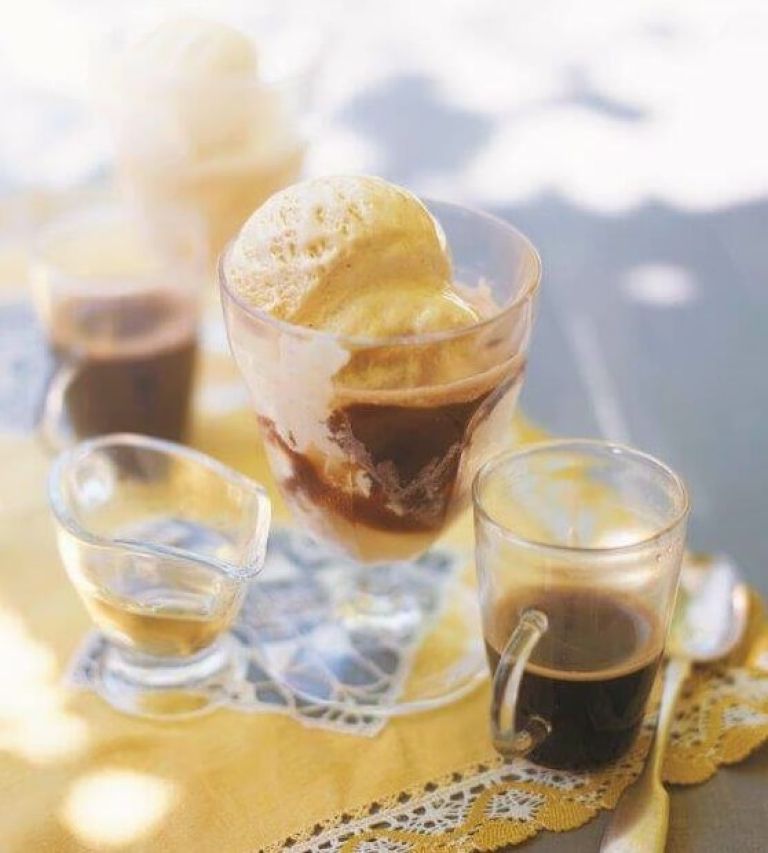 Affogato al caffe