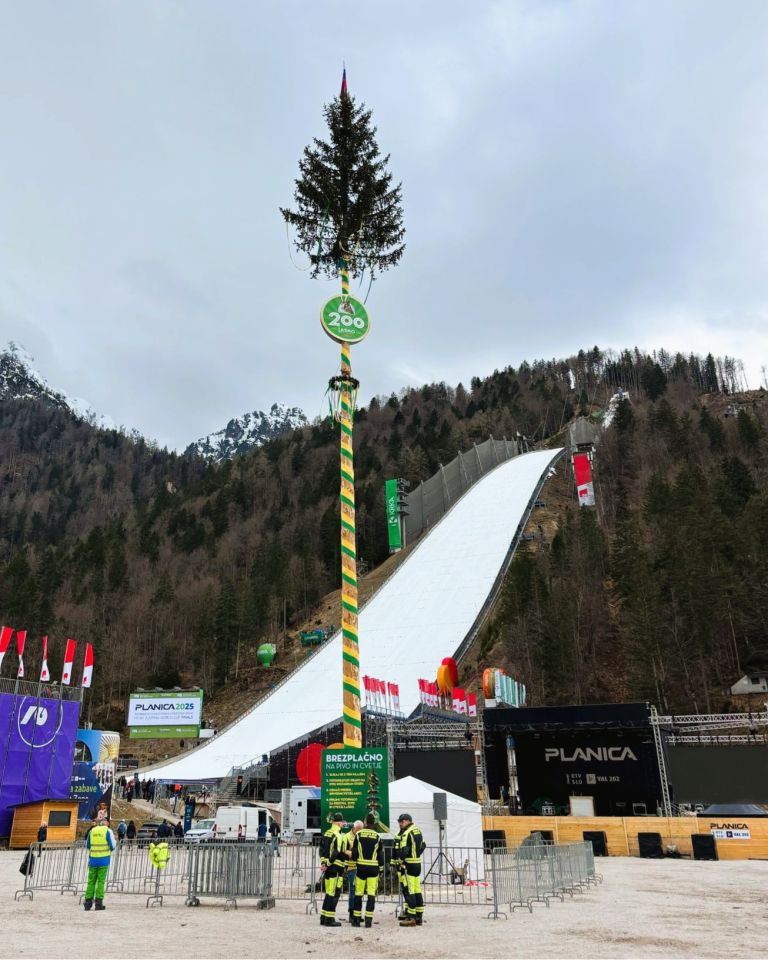 Planica mlaj 27.3. 2025.JPG