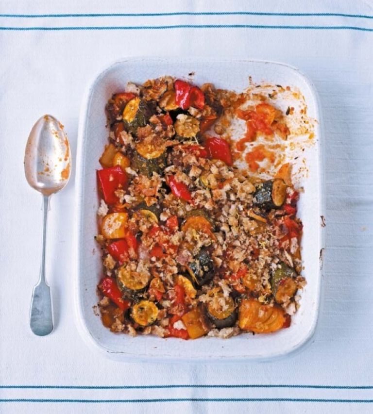 ratatouille-iz-pecice-z-limonovimi-drobtinami_558x620_acf_cropped