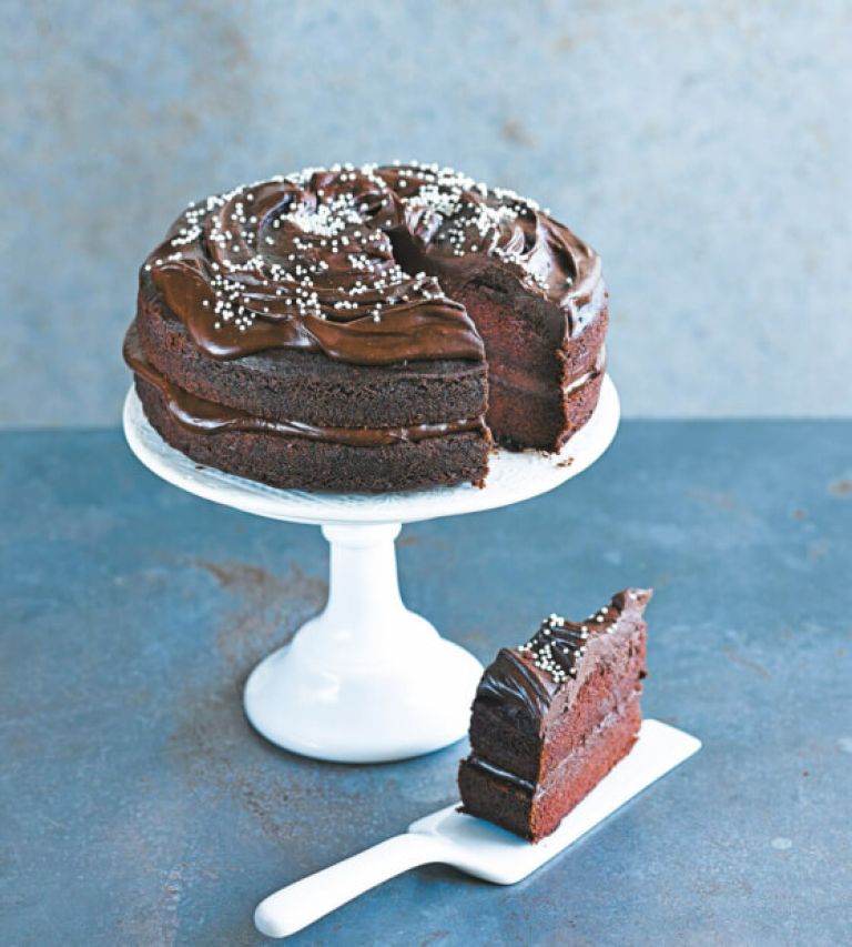 Avokadova čokoladna torta brez glutena