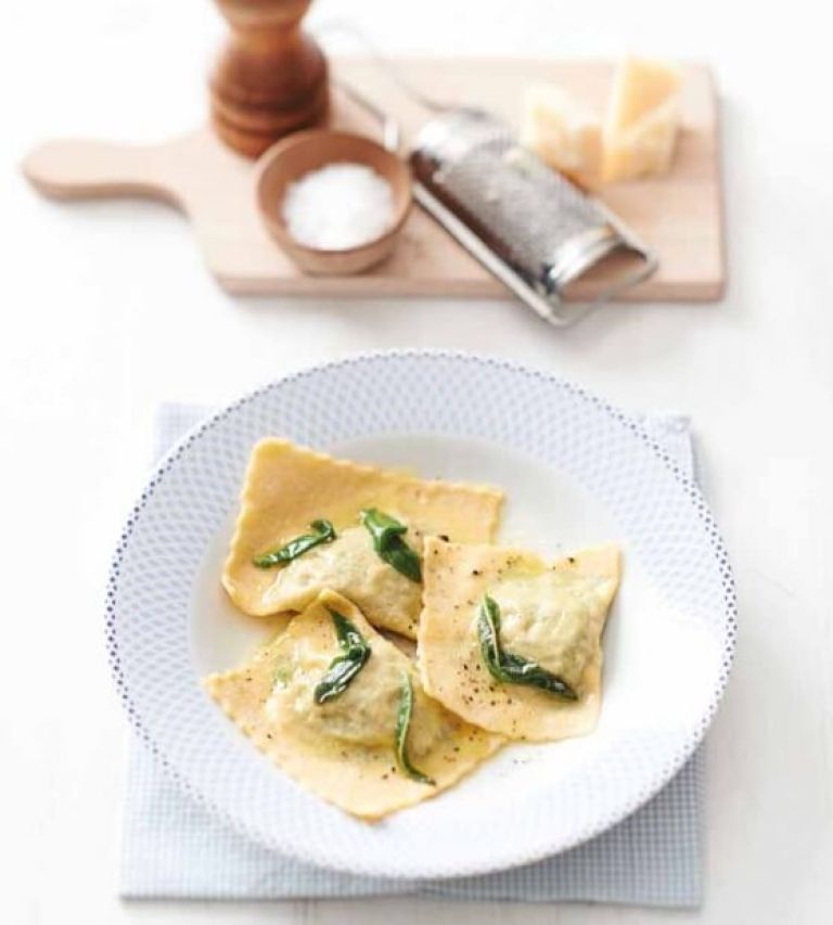 ravioli s spinaco