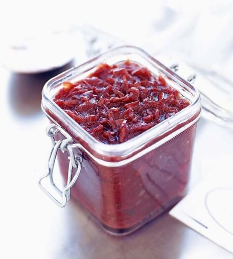 marmelada iz rdeče čebule