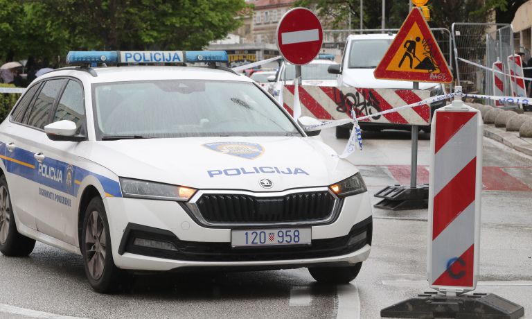 hrvaška policija (2).jpg