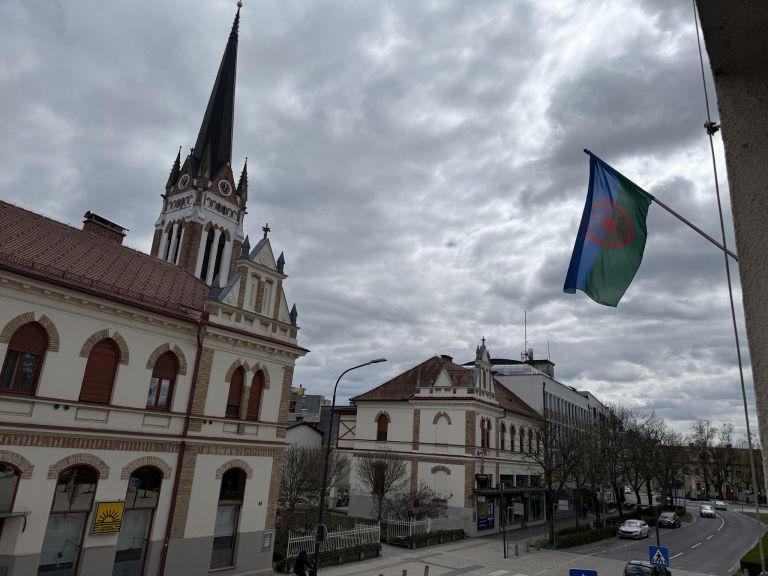 romska zastava, mestna občina murska sobota
