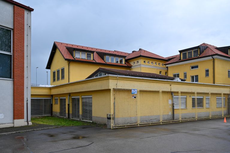 OŠ Šmihel.jpg