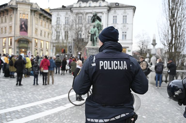 slovenska policija