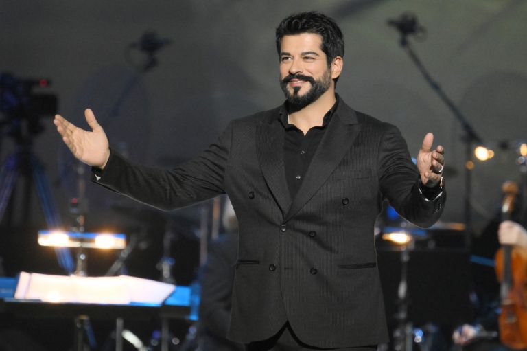 burak ozcivit 1.jpg