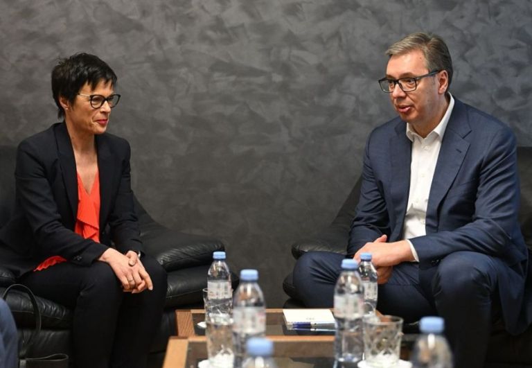 Marta Kos, Aleksandar vučić