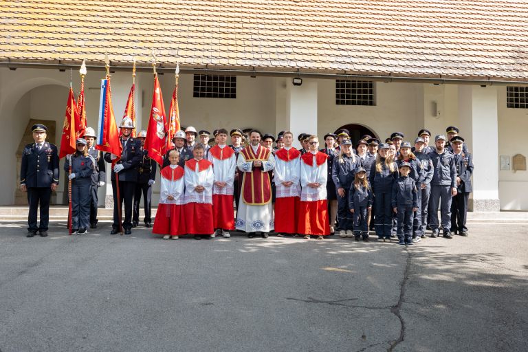 bogojina, spomenik, pokojni-gasilci, blagoslov
