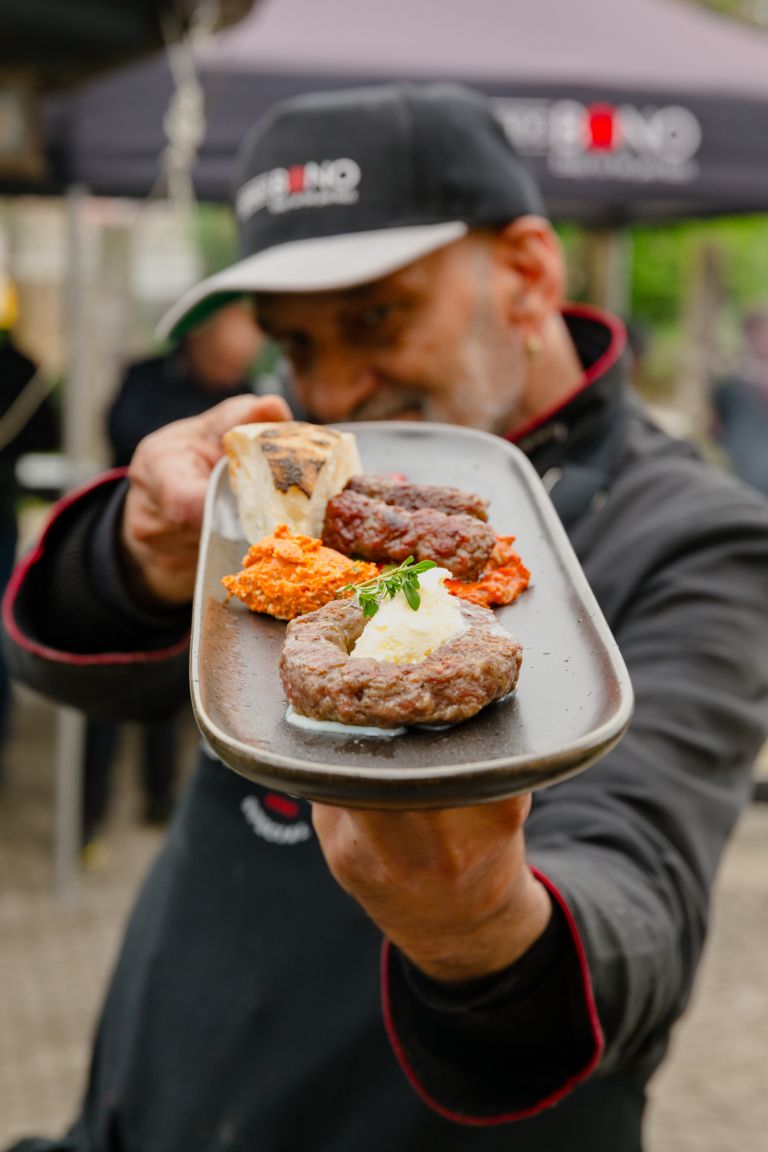 cevapcici, gril-in-dim2
