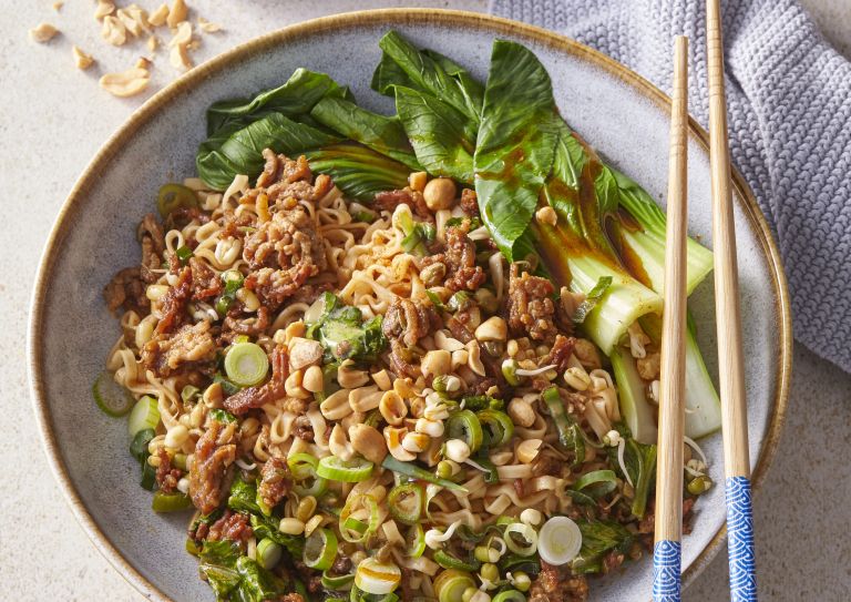 Spicy Chinese noodles with pork .jpg