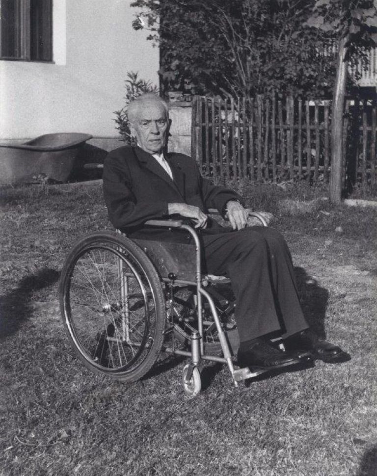 dr. Juro Adlešič doma.jpg