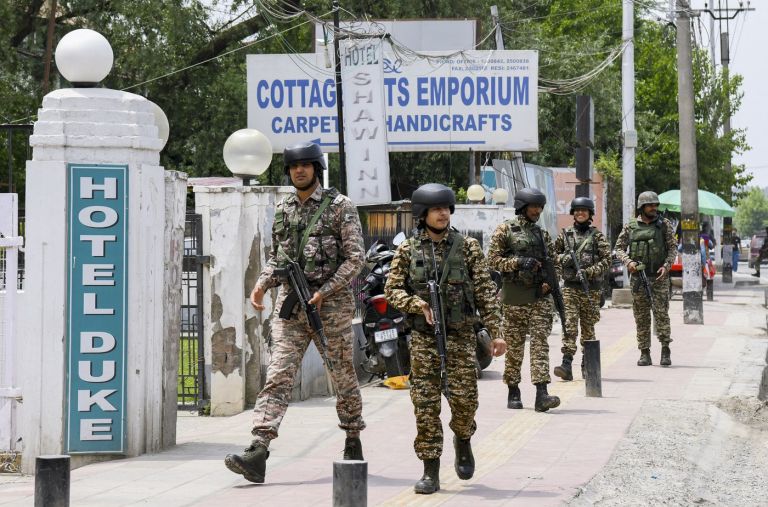 indijski vojaki, srinagar.jpg