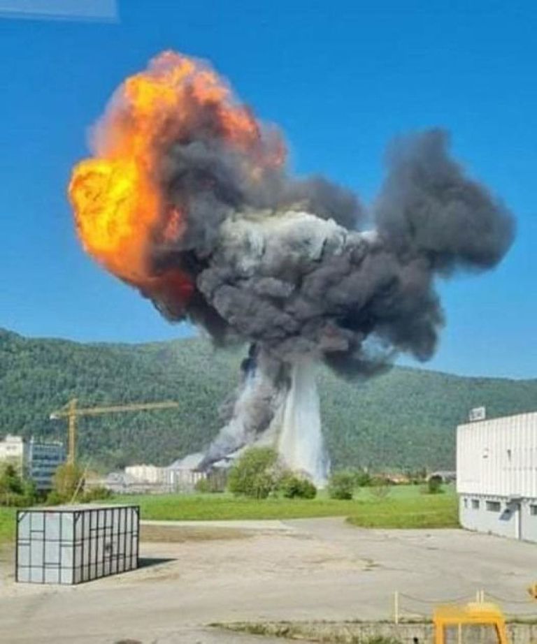 melamin eksplozija.jpg