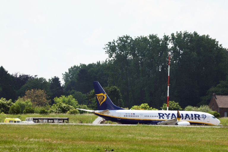 ryanair, groznja-z-bombo