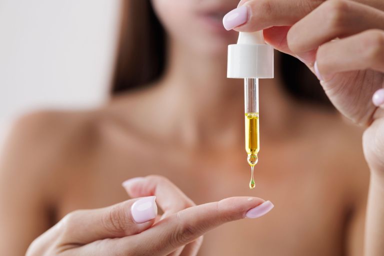 Koža, nega, serum, vitamini