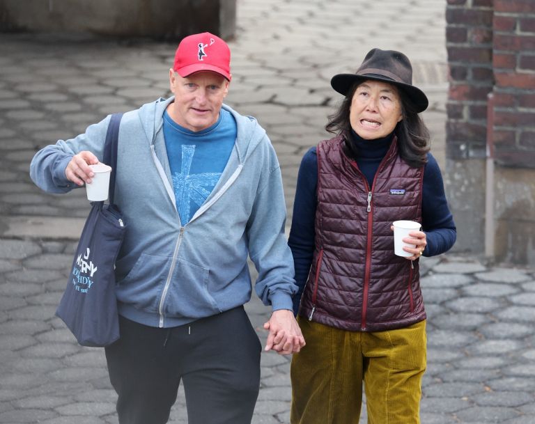 Woody Harrelson, Laura Louie