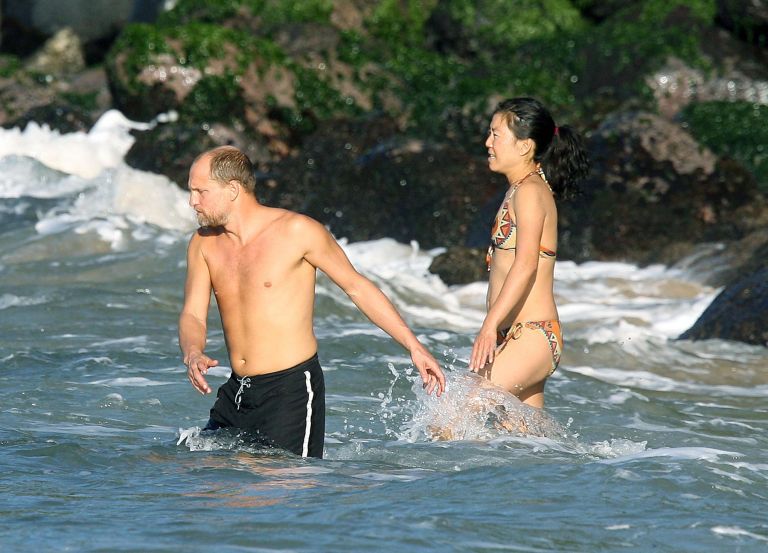 Woody Harrelson, Laura Louie