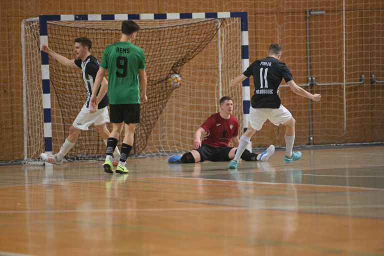 futsal_Thomas_Pihler_02.jpg