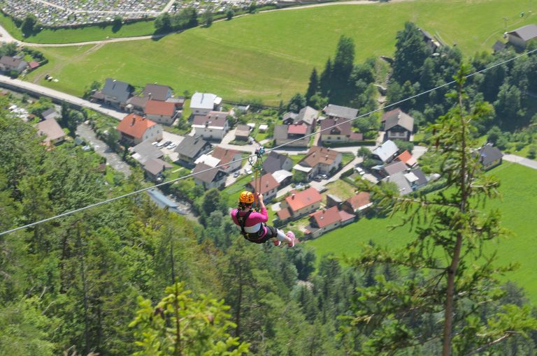visit črna.jpg