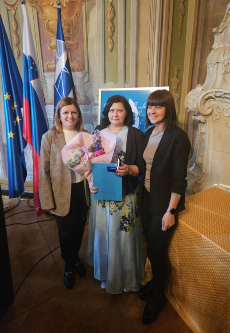 dsš-lendava, silvija-hajdinjak-prendl, priznanje-blaža-kumerdeja