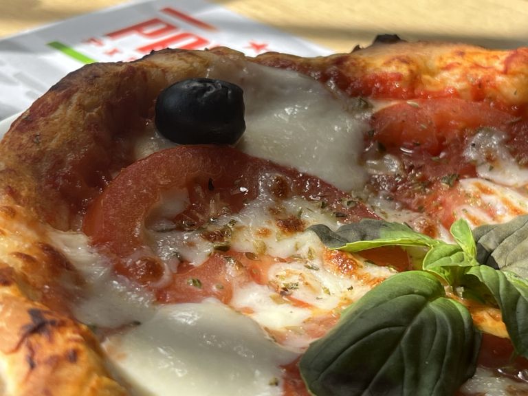 spizza, parma, naj-picerija-slovenije