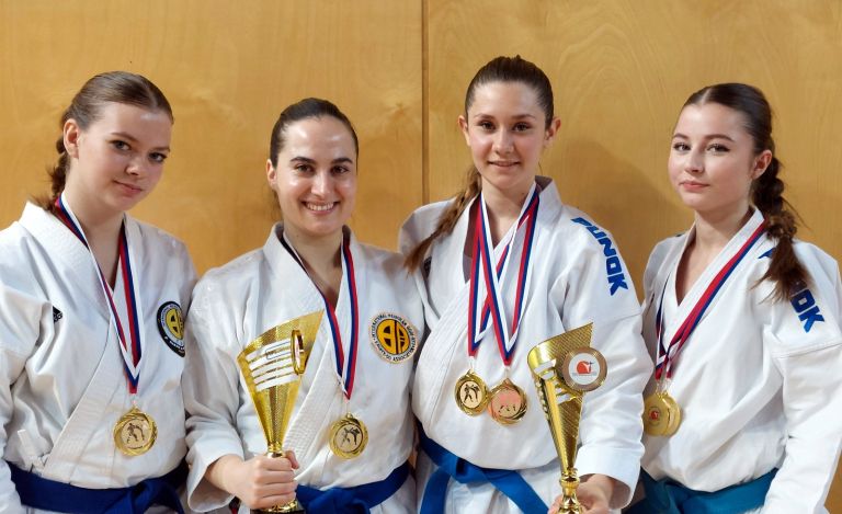 karate-klub-brezice, ekipno-drzavno-prvenstvo