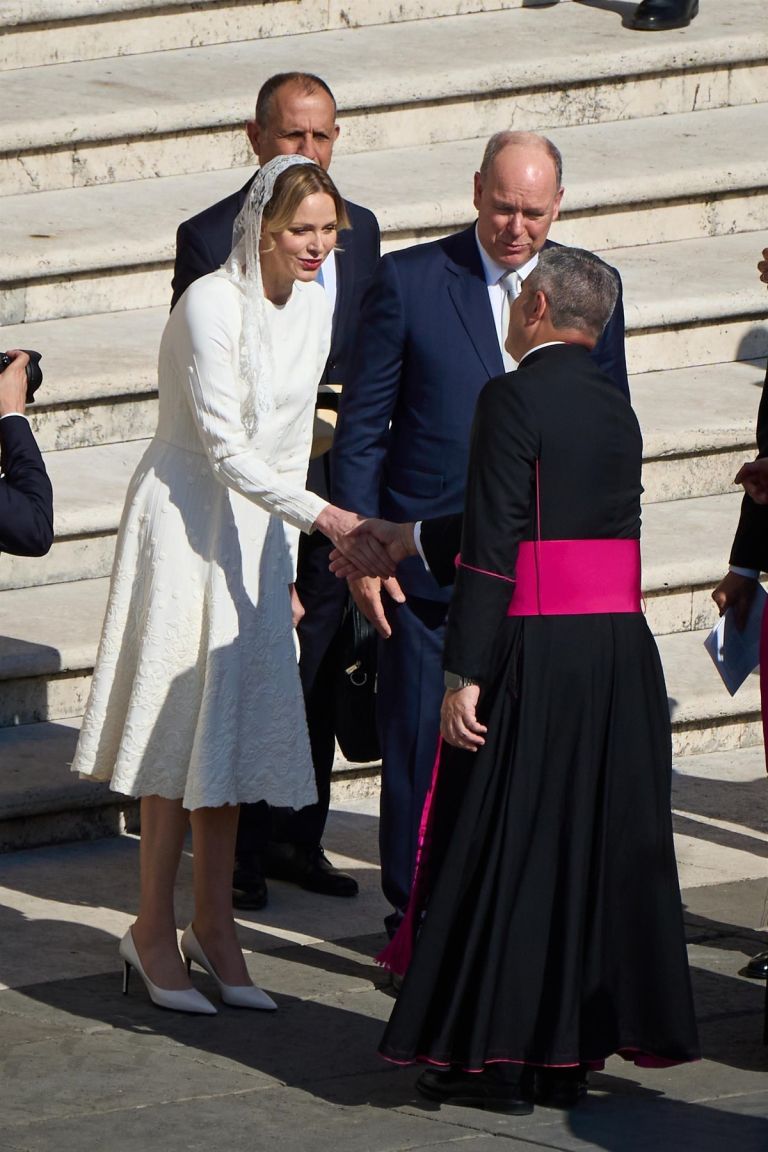 Kneginja Charlene (3).jpg