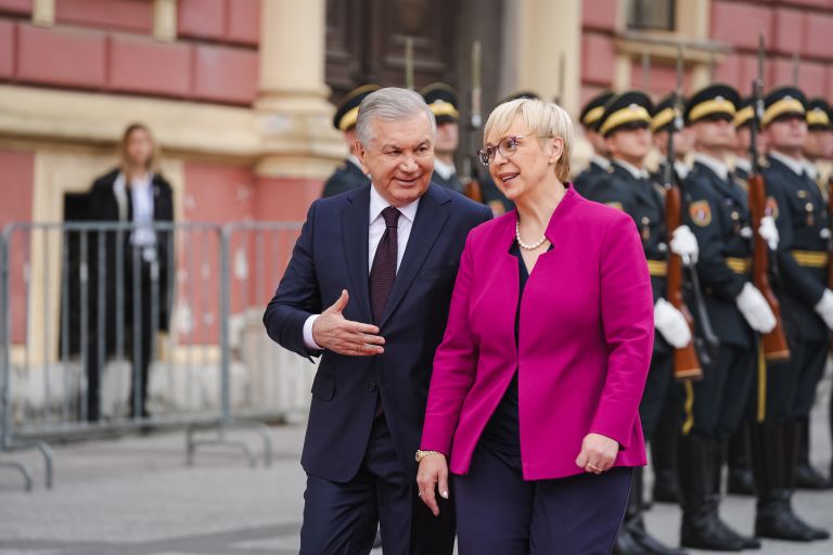 natasa-pirc-musar, savkat-mirzijojev