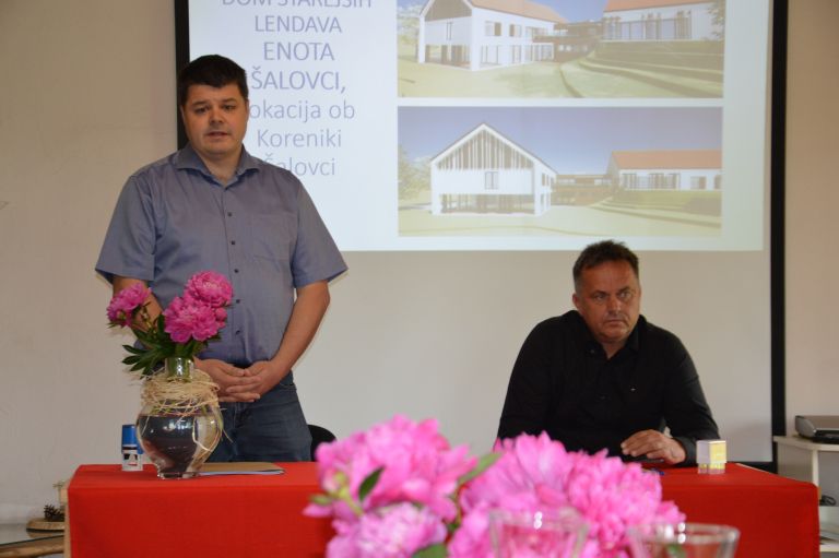 dom-starejsih-lendava, enota-salovci, zidarstvo-maucec, obcina-salovci, podpis-pogodb