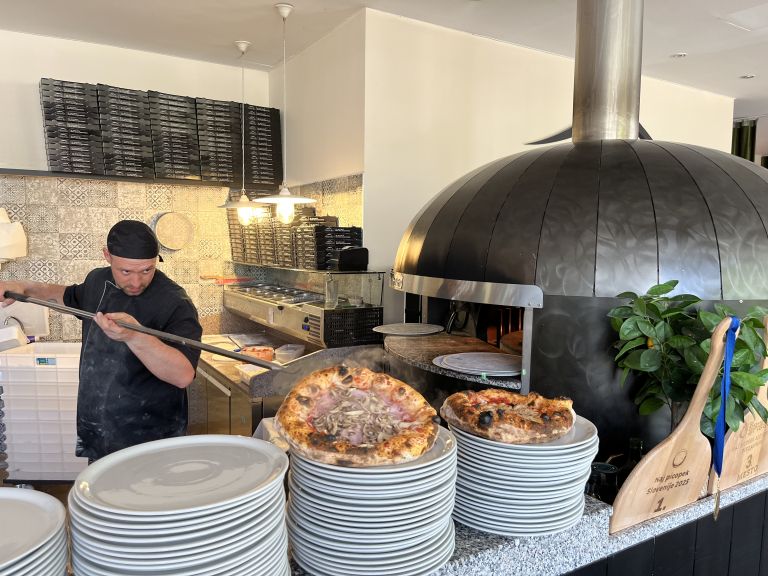 spizza, naj-picerija-slovenije