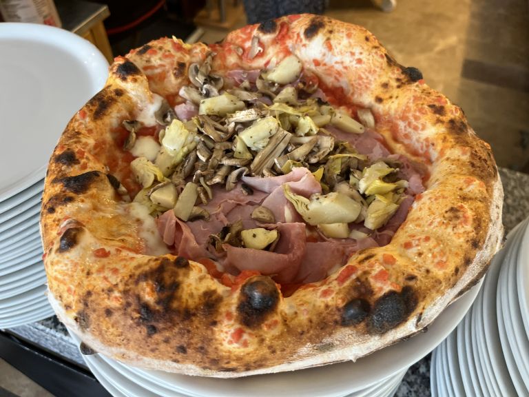 spizza, naj-picerija-slovenije