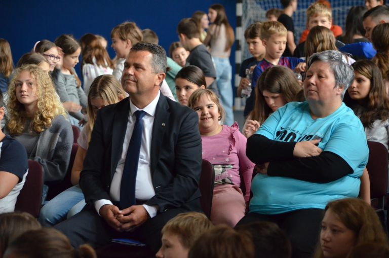 lendava, vseslovensko-srecanje-osnosvnosolskih-ansamblov, glasbeni-nastopi