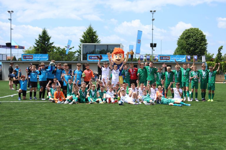 Na HOFER festivalu nogometa in zabave v Trebnjem se je zbralo okoli 700 otrok.JPG