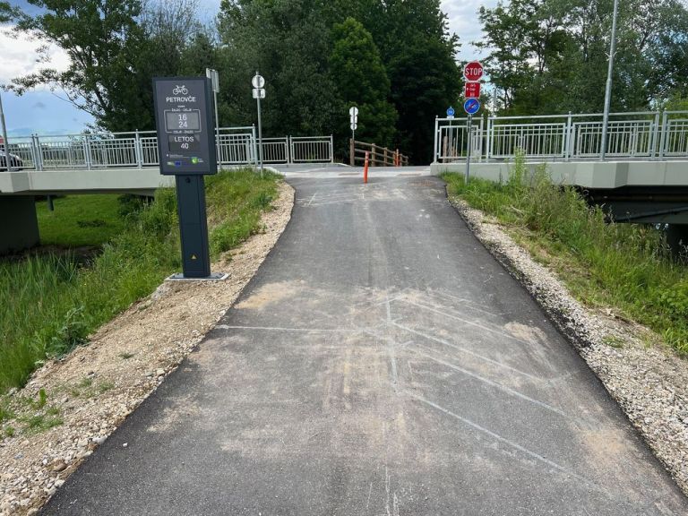 števec kolesarjev kaseze.jpg