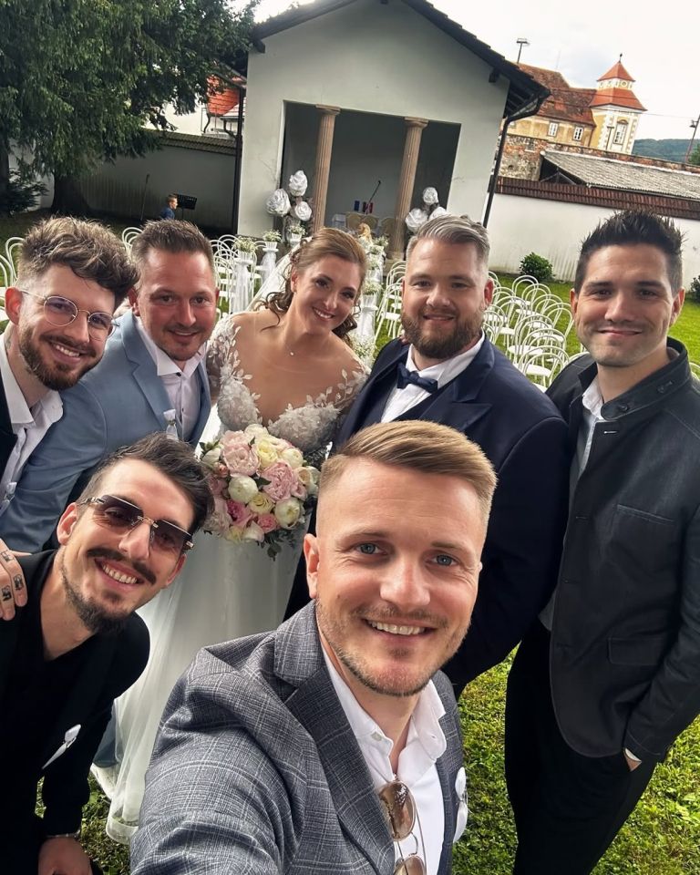 Poskočni muzikanti.jpg