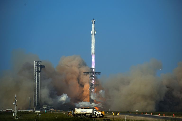 SpaceX Vesoljska raketa