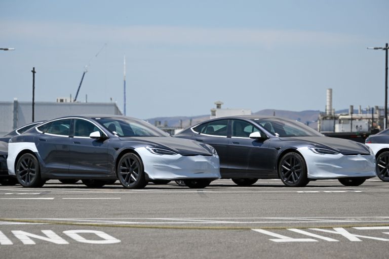 tesla s plaid