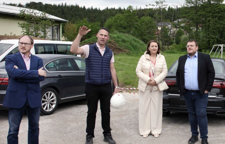 minister_ogled_DSO.JPG